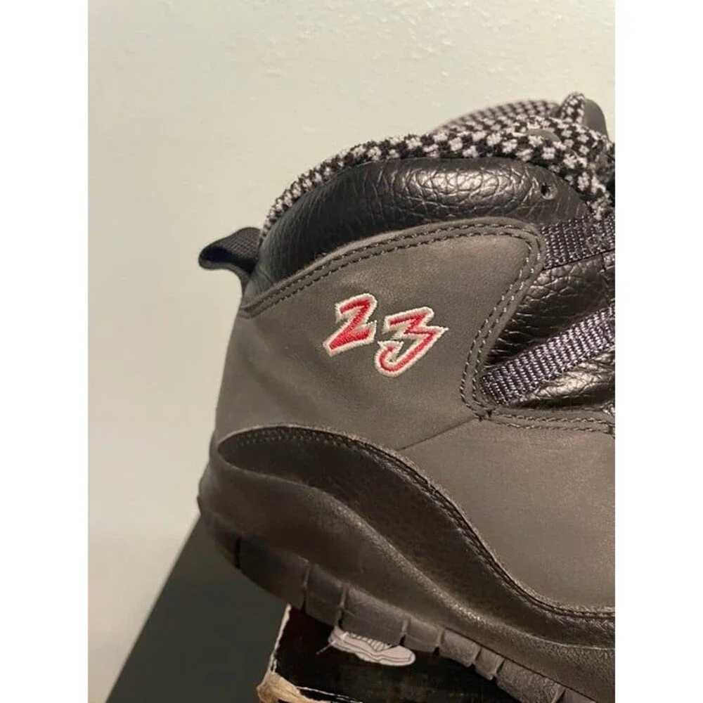 Jordan 10 CDP size 9.5 Men's Shoes Used 310805 061